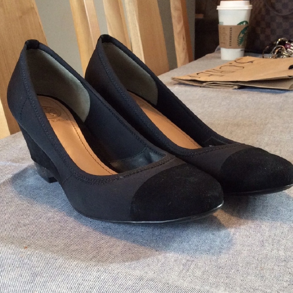 Tory Burch Wedges